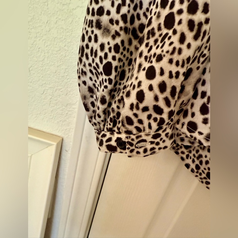 A New Day ~ Black and White Leopard Print Blouse - Picture 4 of 8